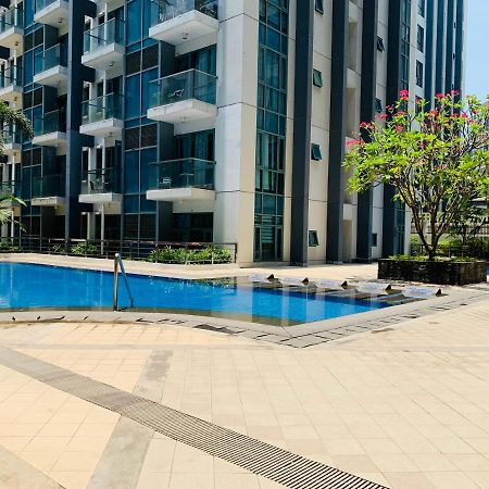 One Palm Tree Villas Condominium - Studio Room With Balcony - Across Terminal 3 Manila Exterior foto